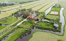 Het Koetshuis